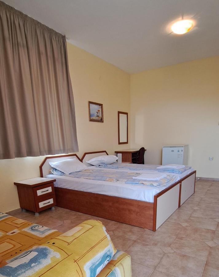 Guest House Polikseni Sozopol Exterior photo